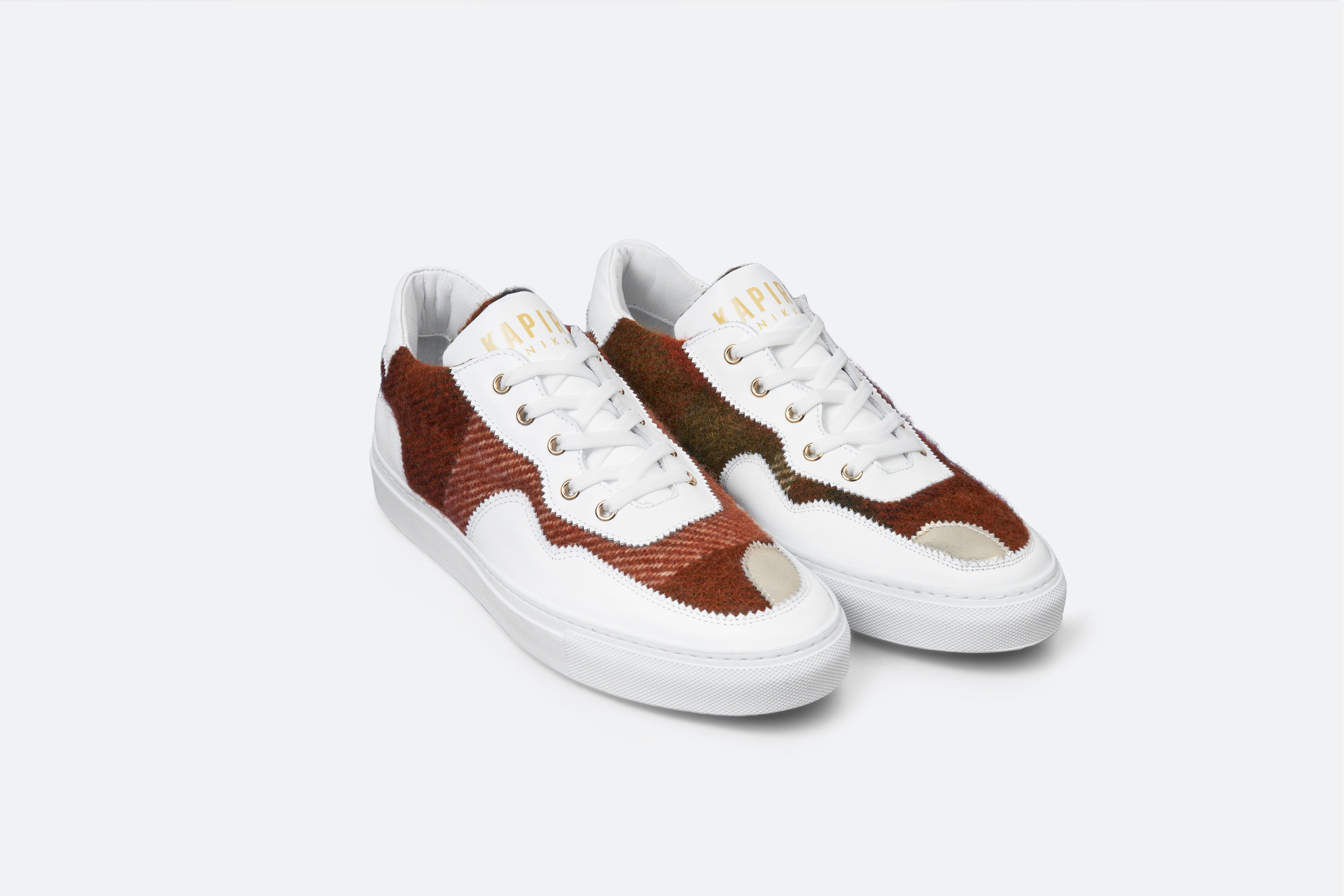 Unisex Sneaker Minou Größe 42